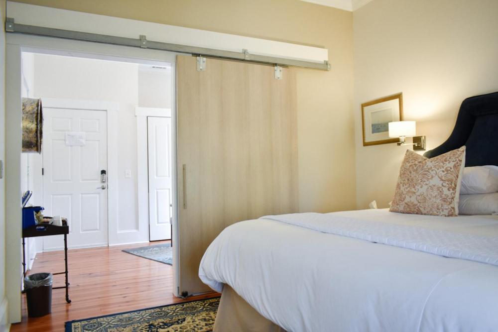 Sparrow Grove Manor Monroe Quarto foto