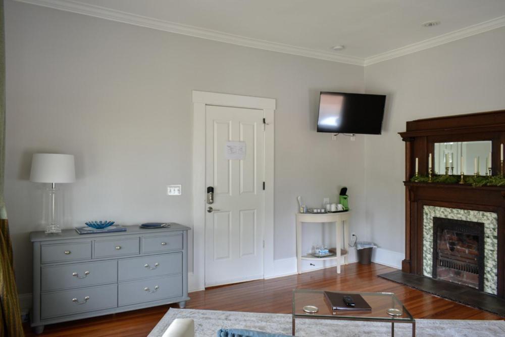 Sparrow Grove Manor Monroe Quarto foto
