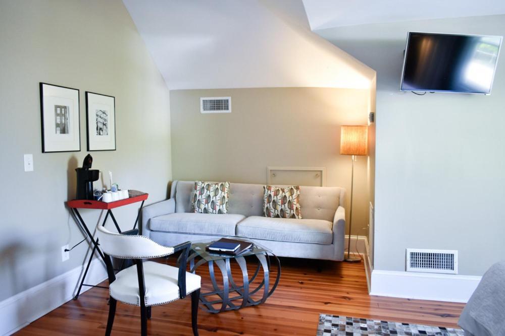 Sparrow Grove Manor Monroe Quarto foto