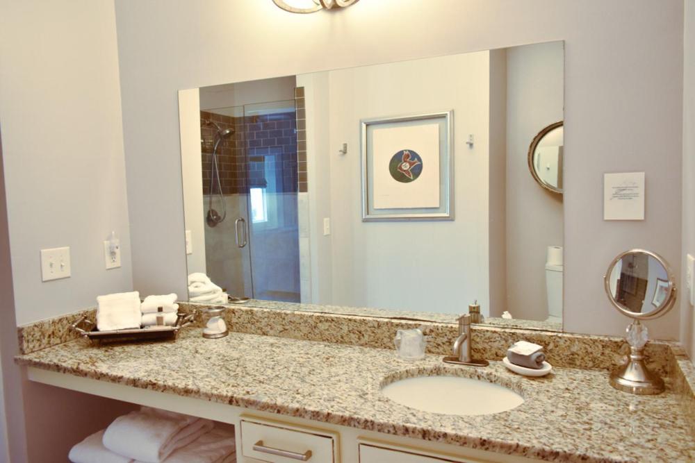 Sparrow Grove Manor Monroe Quarto foto
